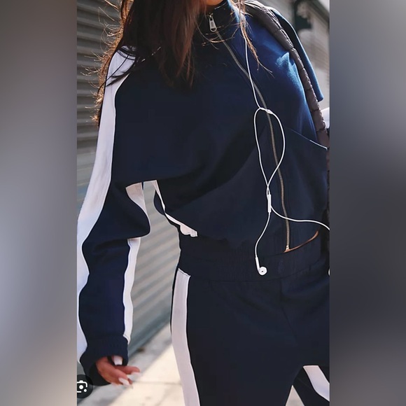 Free People Play Maker Set - Picture 2 of 15